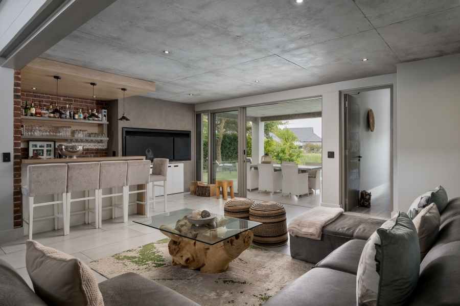 4 Bedroom Property for Sale in Pearl Valley at Val de Vie Western Cape